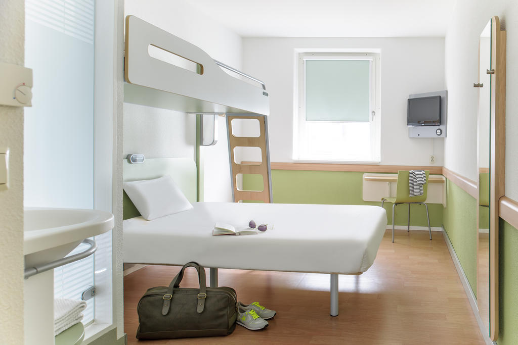 Ibis Budget Geneve Petit-Lancy Εξωτερικό φωτογραφία